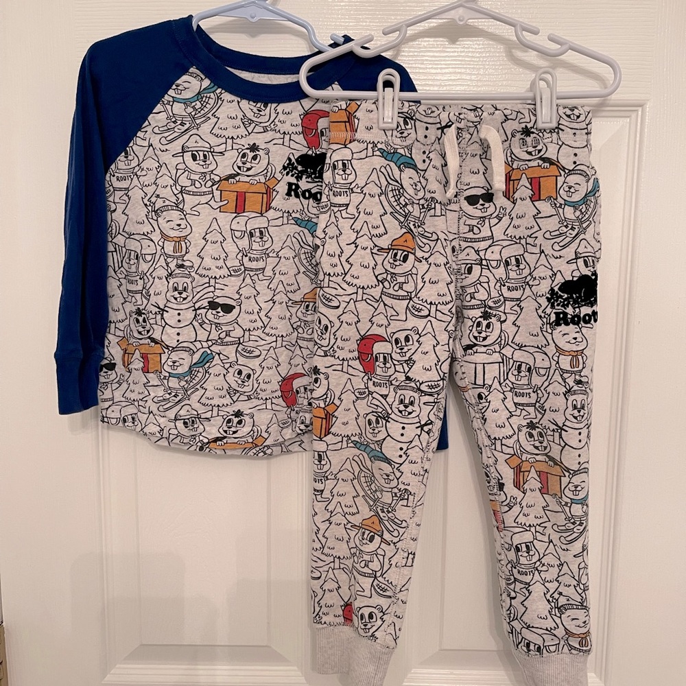 Roots 4T jogger and T shirt